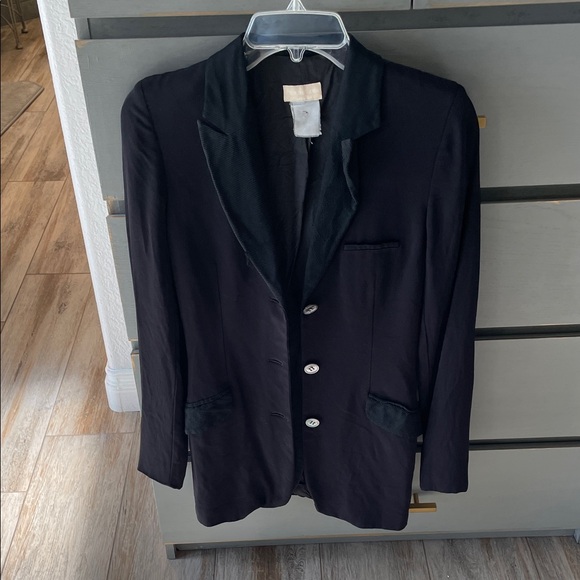 Sophisticated Black Women's Blazer - Picture 1 of 5